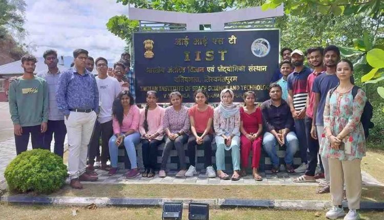Enriching Educational Experience: CUJ Students Set for IIST Internship in Space Science