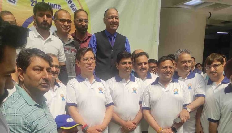 Yoga must for integration of mind with the body: Chief Justice