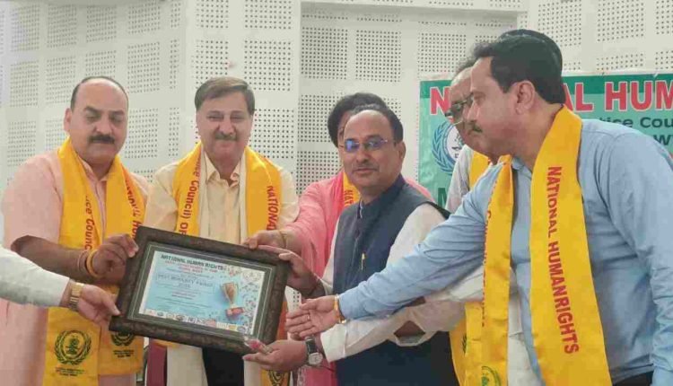 Prestigious Honor: Rakesh Koul Receives Best Humanity Award 2023 for Outstanding Social Work