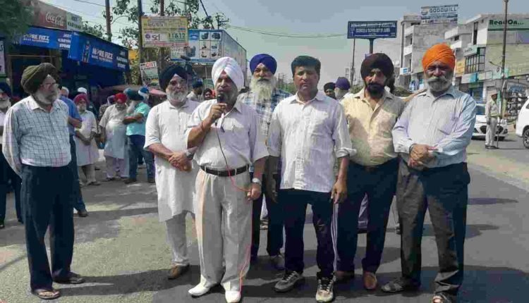 NC protests against imposition of Property Tax, unscheduled power cuts in Jammu