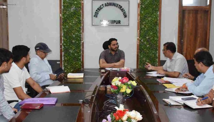 DC reviews issues on Udhampur-Chenani NH-44, Sudhmahadev NH-244