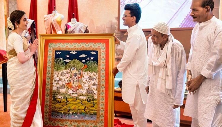 Preserving India's Heritage: Nita Ambani Meets Swadesh Artists Championing Traditional Arts