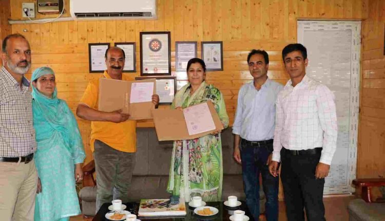 Agri deptt signs MoU with GCW Srinagar for ‘Implementation of Mushroom Cultivation Technology & Skill Programme’