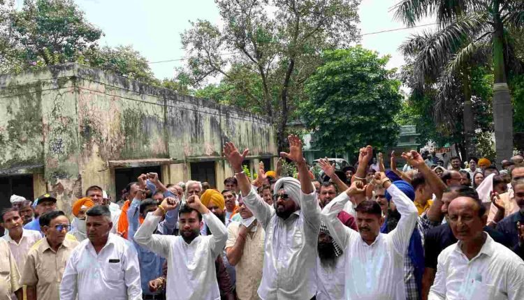 Tony seeks HM Shah’s intervention in solving power crisis of farming belts