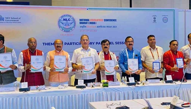 Kavinder advocates for work-life balance at National Legislators’ Conference in Mumbai