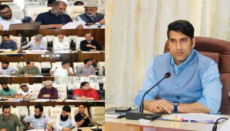 DC Srinagar Mohammad Aijaz Asad  reviews progress of developmental works under R&B Sector