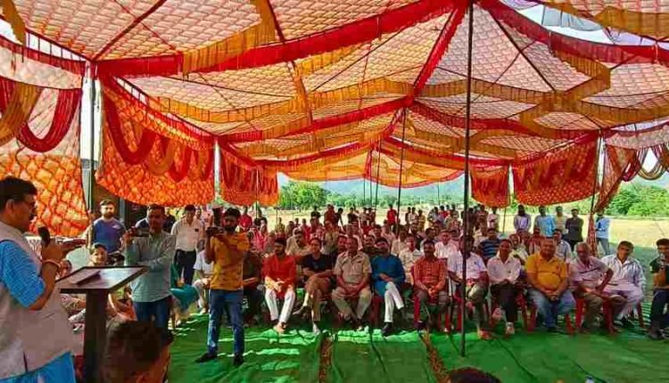 Jugal tours Sunderbani constituency District Rajouri, visits Vikaas Tirath