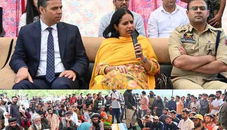 Mandeep Kour visits Kulgam; Inaugurates, inspects RDD projects