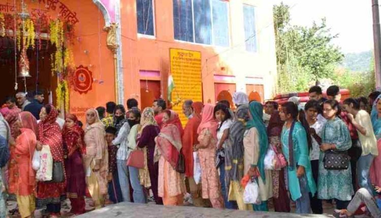 Thousands of devotees throng Sudhmahadev mela Day 2