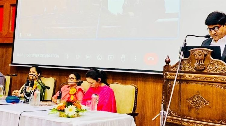 Rahul Sahai, PHDCCI Jammu, Addressing the August Gathering as Panelist in GST Week Celebrations by State Tax Department