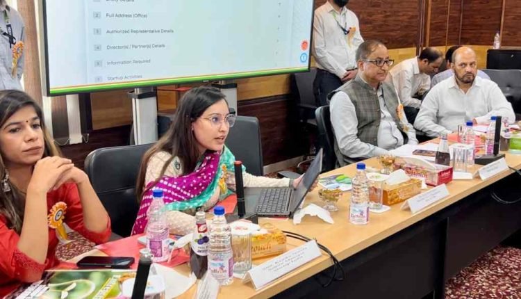 Kashmiri Women Entrepreneurs raise Rs. 75 lakhs funding from the India Network at JKEDI Startup Event