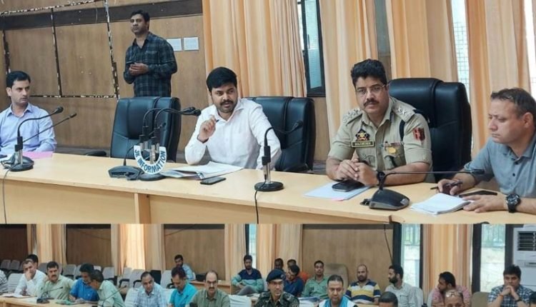 DC reviews disposal of Grievances  ; 18 sessions conducted, 733 issues resolved by departments in 2 months