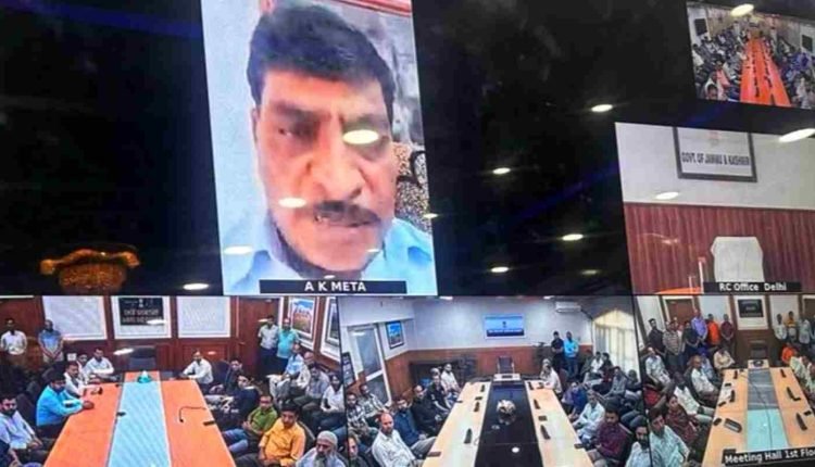 Dr. Mehta condoles accidental death of Dir Fin& his family members