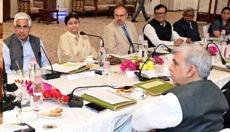 Lt Governor chairs J&K Higher Education Council meeting