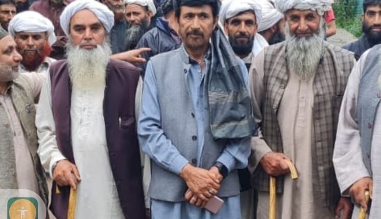 G.A.Mir visits upper reaches in Dooru, expresses serious concern over unresolved people’s issues