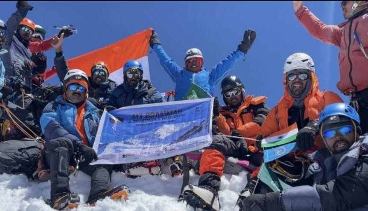 West Bengal Sonarpur Aarohi Club achieves historic Summit of Mt Brammah 1 in Kishtwar; Discover exciting new route
