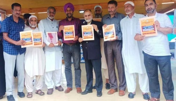 Seminar on 'Paanin Zaw Paanin Kath'  held at GHSS Dangiwacha