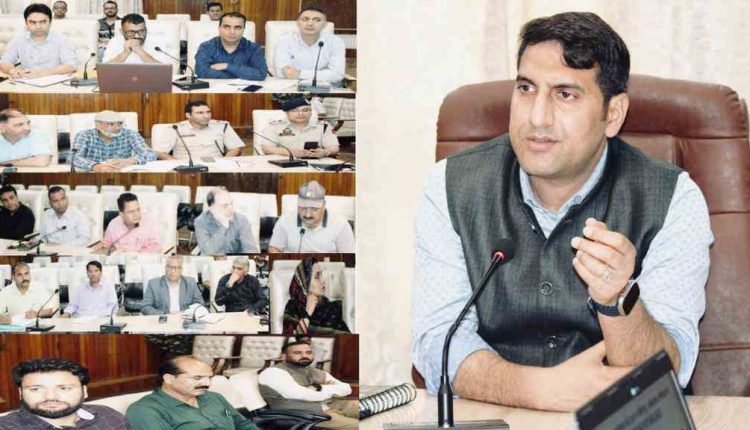 DC Srinagar holds brainstorming session to set the tone for “Meri Maati Mera Desh” campaign
