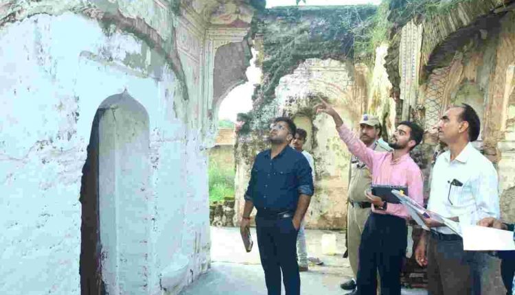 DC Samba reviews restoration Work of century-old Bhamu Chack Temple; Inspects Development Projects in Ramgarh