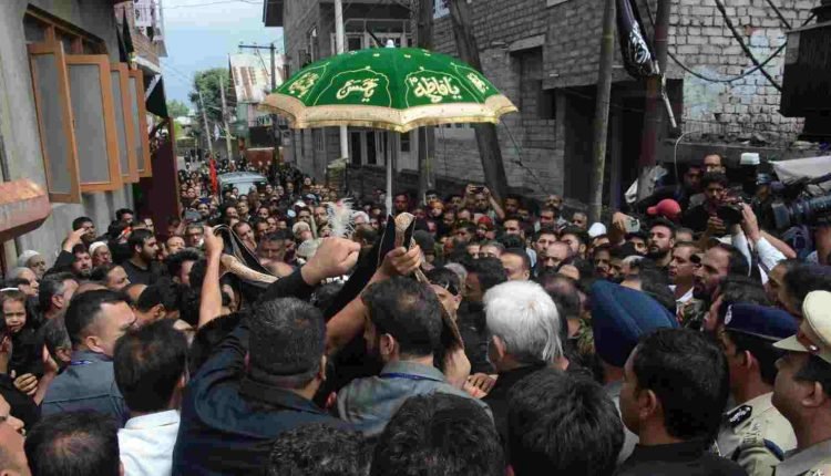 Lt Governor joins Youm-e-Ashoora’s Zuljinah procession at Botakadal, Downtown Srinagar