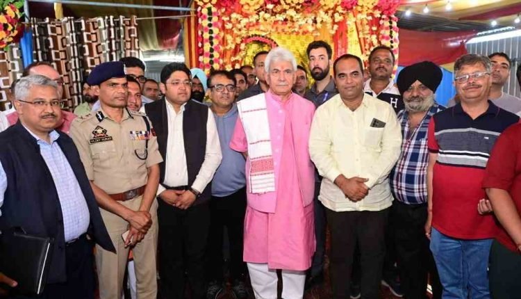 Lt Governor visits Baltal Base Camp, Reviews arrangements for Shri Amarnath Ji Yatra