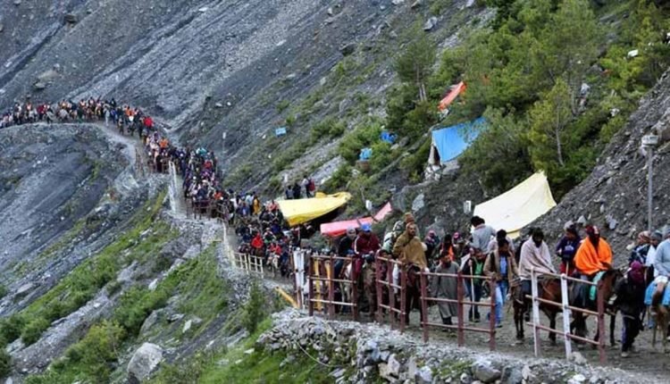 New Batch of 1181 Devotees Embarks on Amarnath Yatra Amidst Spiritual Fervor