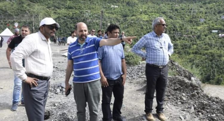 DC Ramban Assesses Road Damage and Restoration Work on NH-44,Restoring Connectivity