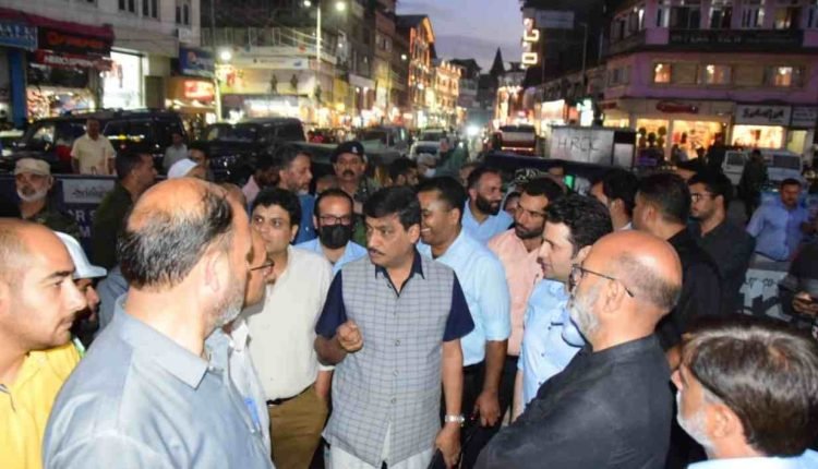 CS conducts late night city tour to assess progress of Smart City projects