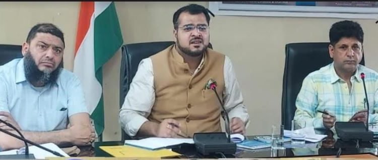 DC Poonch reviews progress of Jal Jeevan Mission Schemes, Zero Leakage Campaign