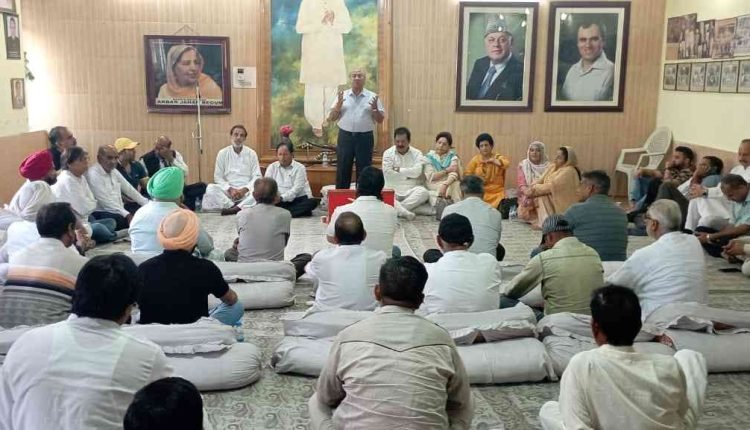 Party committed to uphold democracy & restore fundamental rights in J&K: Rattan Lal