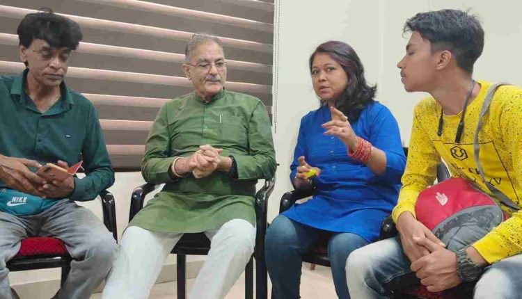 Kavinder encourages spirit of service above self for a better world