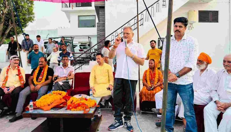 Corruption flourished, unchecked under Congress regime: Kavinder