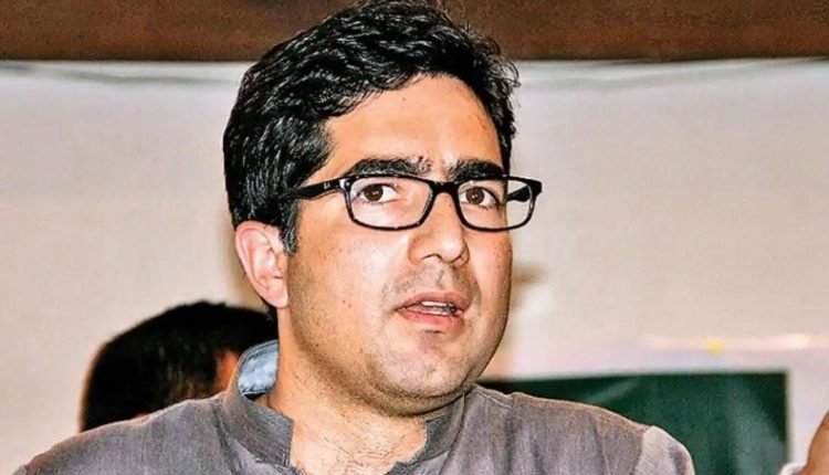 IAS Officer Shah Faesal Asserts: Article 370 is a Thing of the Past, No Going Back