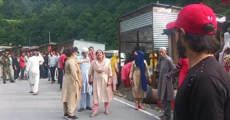 Cracking Down on Land Encroachment: Illegal Structure Razed in Poonch