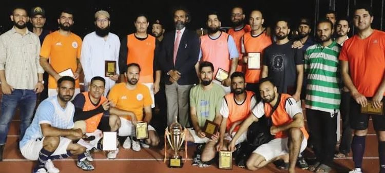 Non-Teaching Staff wins 'Inter-Staff Football Tournament' at NIT Srinagar