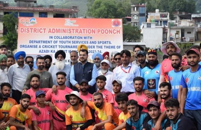 Encouraging Azadi Ka Amrit Mahotsav mega Cricket Tournament commenced at Poonch