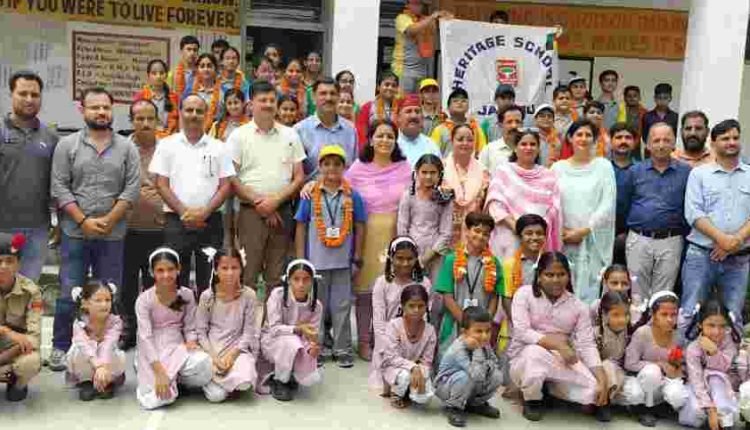 JKRLM, Heritage School Jammu organise field visit for students to mark celebrations