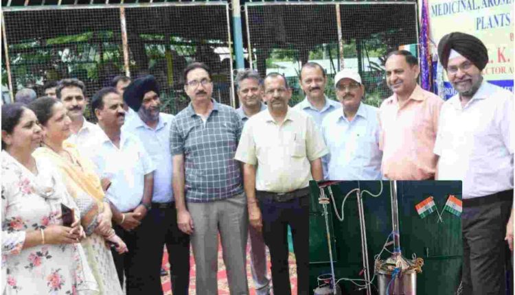 Director Agriculture inaugurates Oil Extraction Unit at Krishi Bhawan Jammu