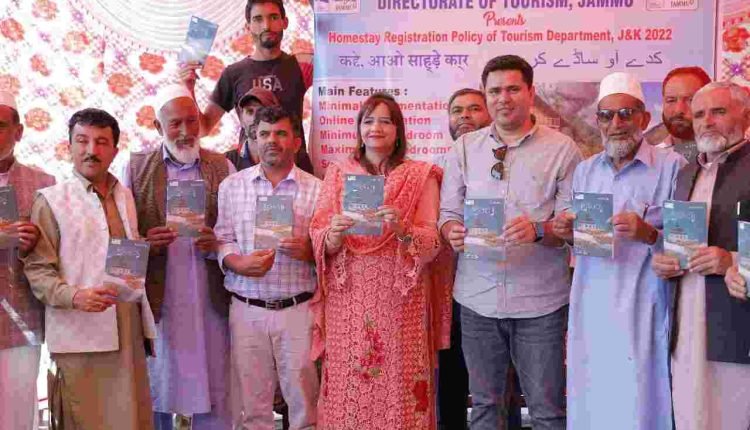 Joint Director Tourism Jammu leads 3-day Expedition to Poonch