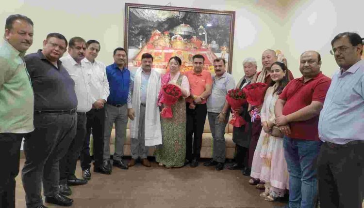 Tibetan Parliament Delegation Meets with Chamber of Commerce to Advocate for Tibet's Cause