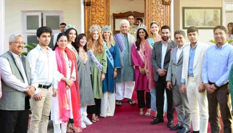 Miss World & Other international beauty pageant winners call on Lieutenant Governor
