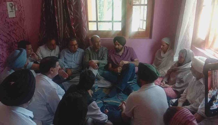 NC delegation visits Baramulla to condole with family of AEE Gurmeet Singh