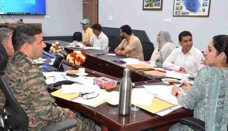District Magistrate reviews Defense related issues in Udhampur