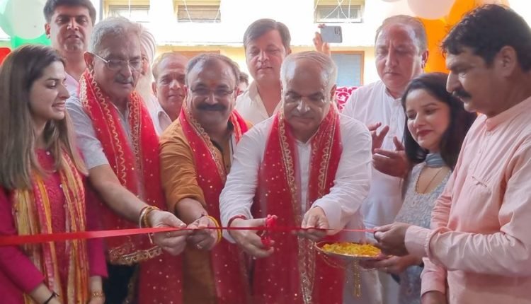 Koul inaugurates party office in Ward 21
