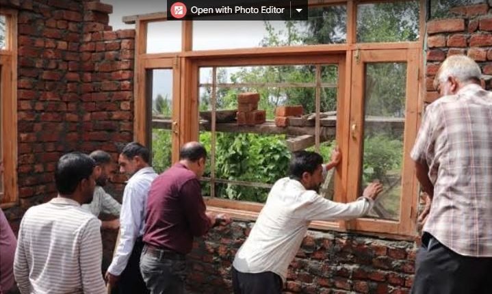 Illegal constructions: LCMA demolishes various illegally raised structures in Srinagar areas