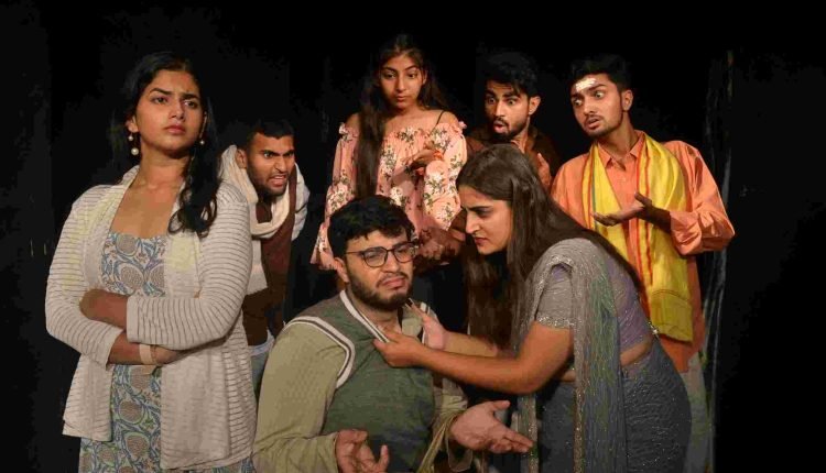 Natrang's Sunday Theatre: "Parda Uthne Se Pehle" Enthralls Audiences in Jammu