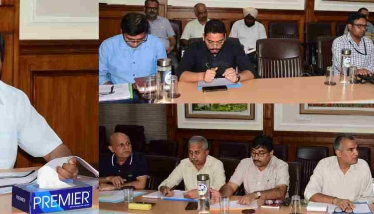 CS reviews measures being taken for prevention of Dengue and status of ongoing Smart City Projects in Jammu