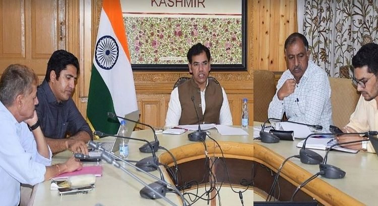 Div Com Kashmir reviews functioning of KPDCL, KPTCL, PHE, R&B Departments