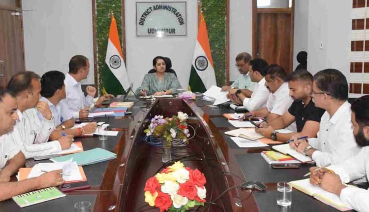 DC Reviews Progress of Jal Jeevan Mission Works in Udhampur district