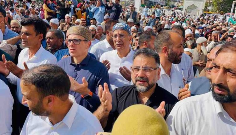 Omar Abdullah offers Friday congregational prayers at Dargah Hazratbal 